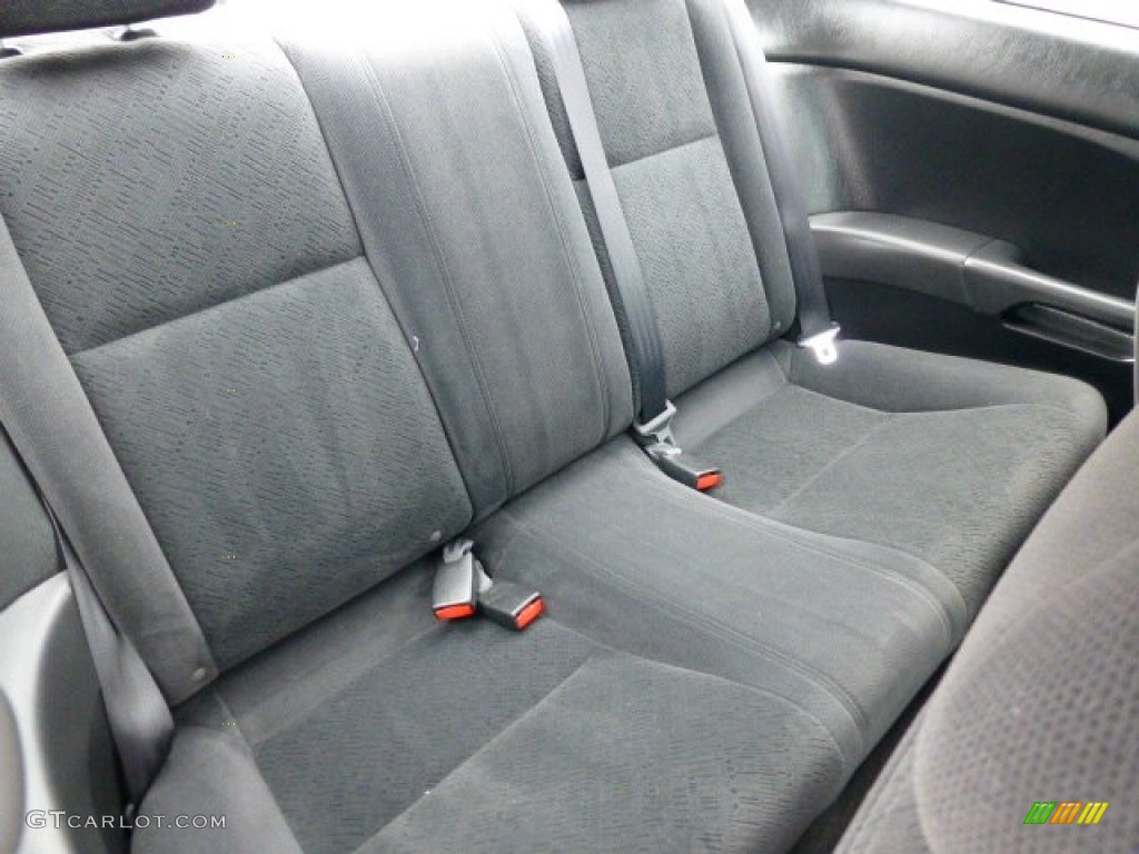 2004 Honda Civic LX Coupe Rear Seat Photo #77265167