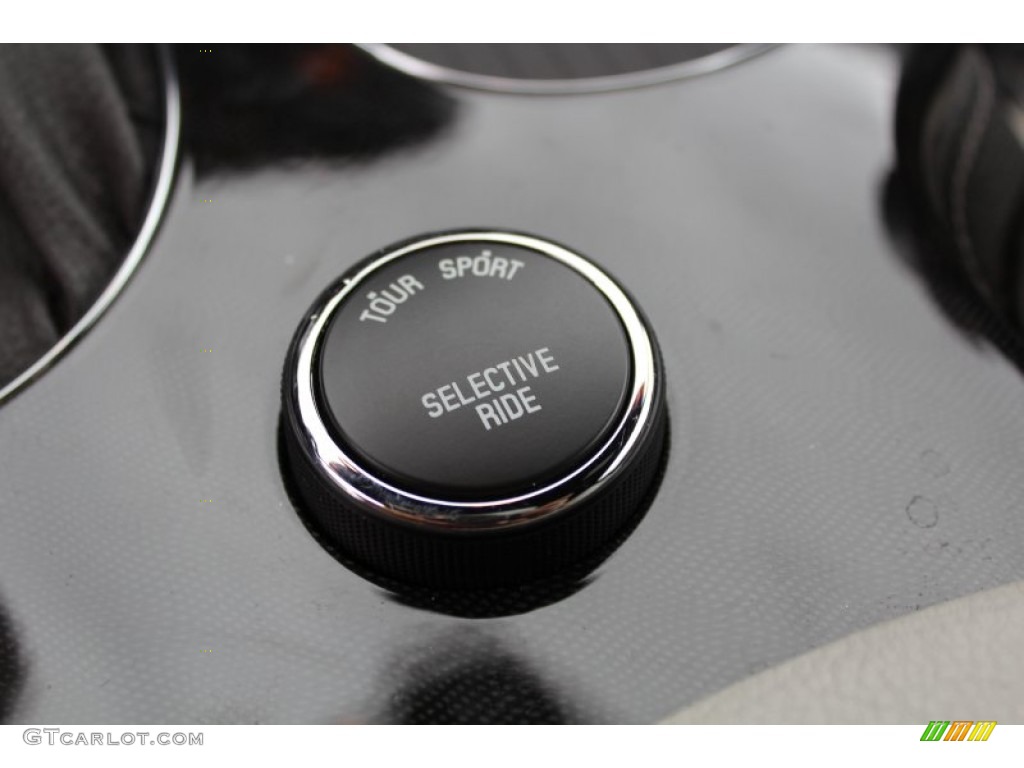 2010 Chevrolet Corvette Convertible Controls Photo #77265488