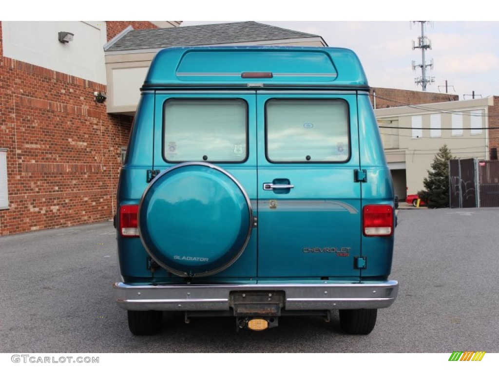 1995 Chevy Van G20 Passenger Conversion - Emerald Green Metallic / Gray photo #8
