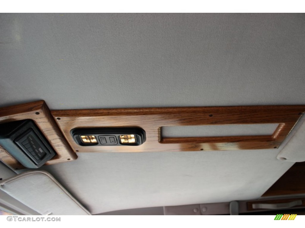 1995 Chevy Van G20 Passenger Conversion - Emerald Green Metallic / Gray photo #25