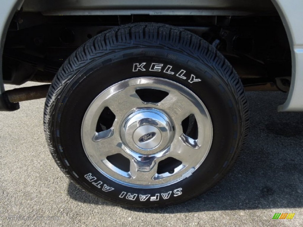2005 F150 STX SuperCab - Silver Metallic / Medium Flint Grey photo #22