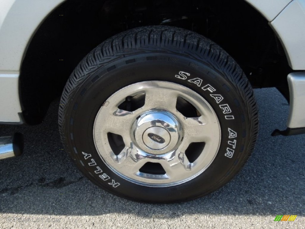 2005 F150 STX SuperCab - Silver Metallic / Medium Flint Grey photo #23