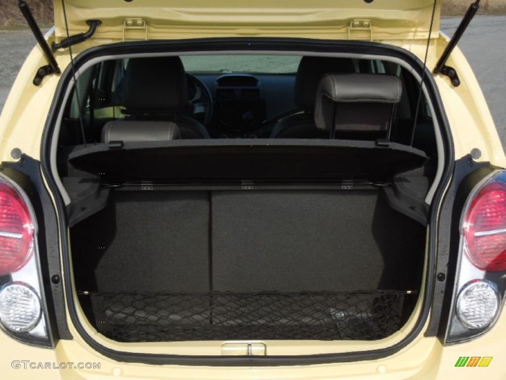 2013 Chevrolet Spark LT Trunk Photo #77269202