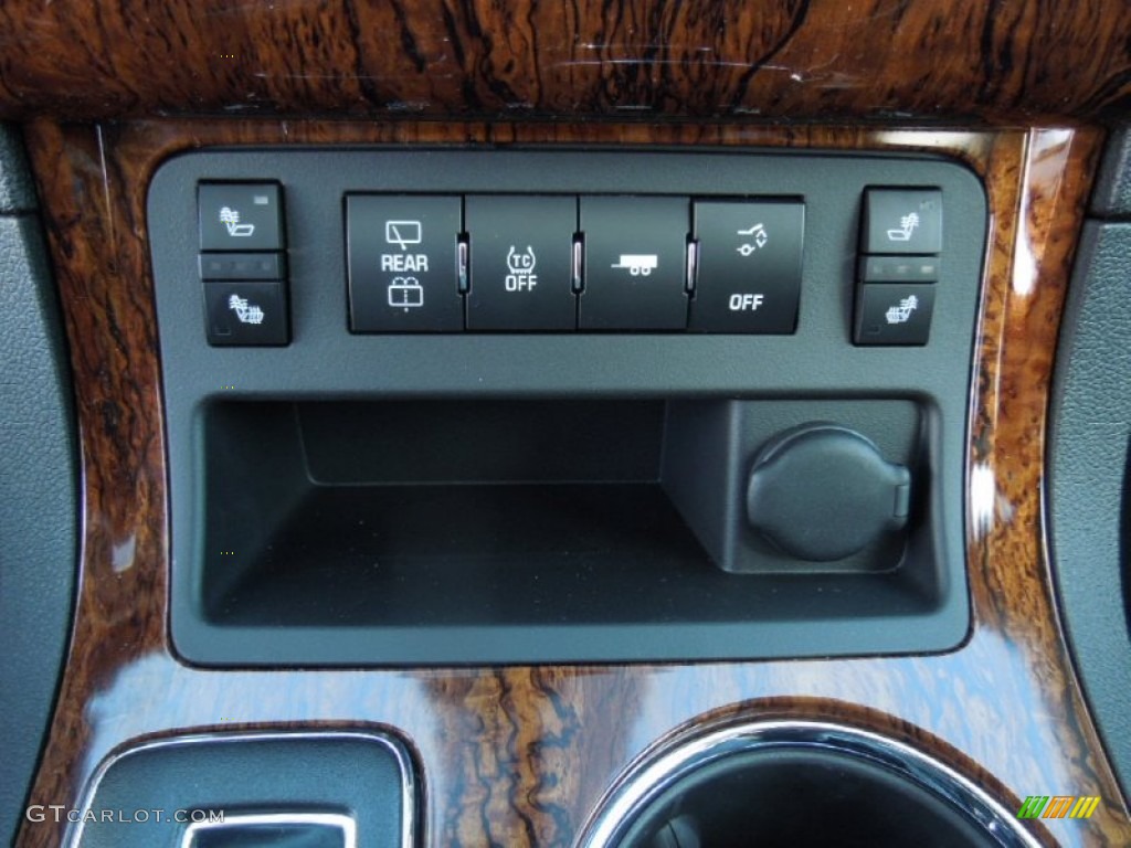 2013 Chevrolet Traverse LT Controls Photo #77269328