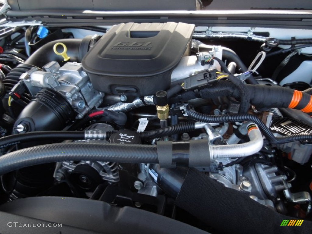 2013 Chevrolet Silverado 3500HD LT Extended Cab 4x4 Engine Photos