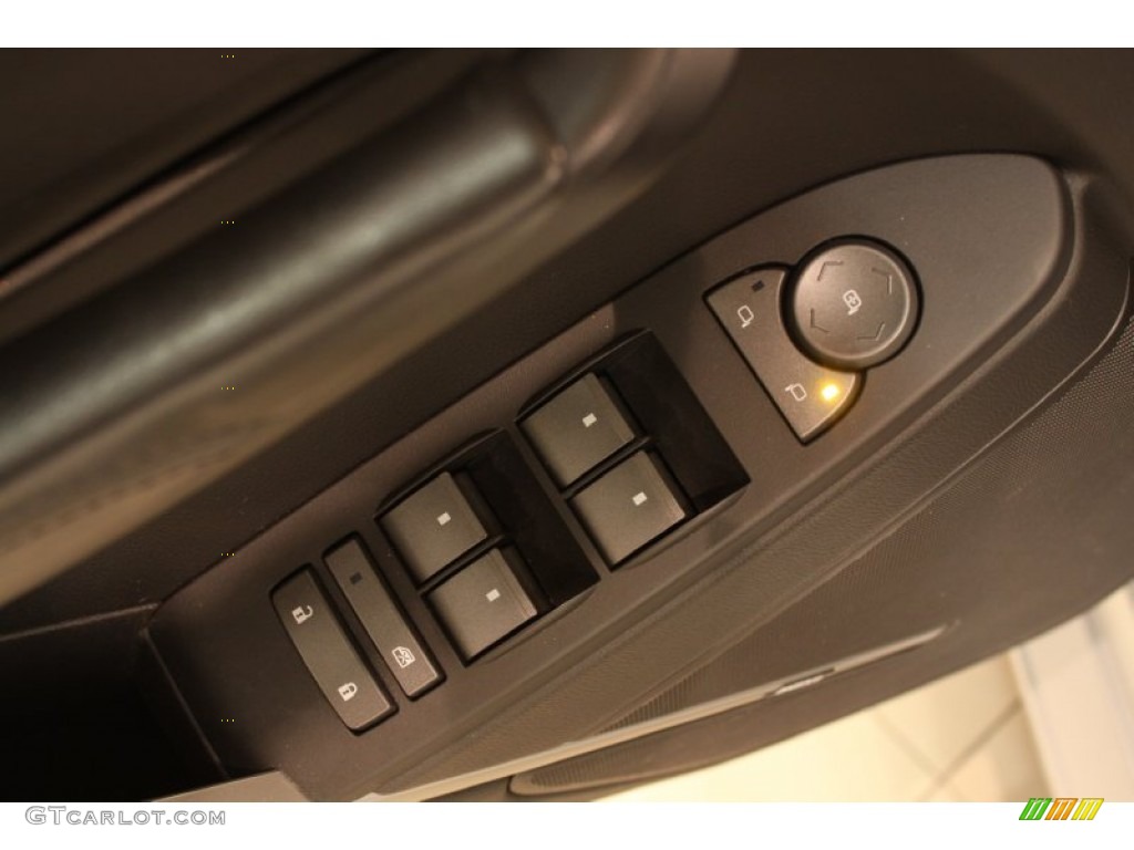 2009 CTS 4 AWD Sedan - Radiant Silver / Ebony photo #5
