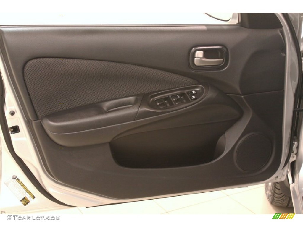 2006 Nissan Sentra 1.8 S Special Edition Door Panel Photos
