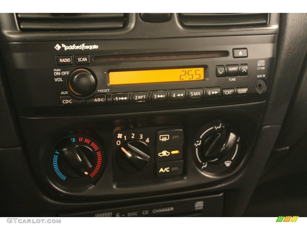 2006 Nissan Sentra 1.8 S Special Edition Controls Photos