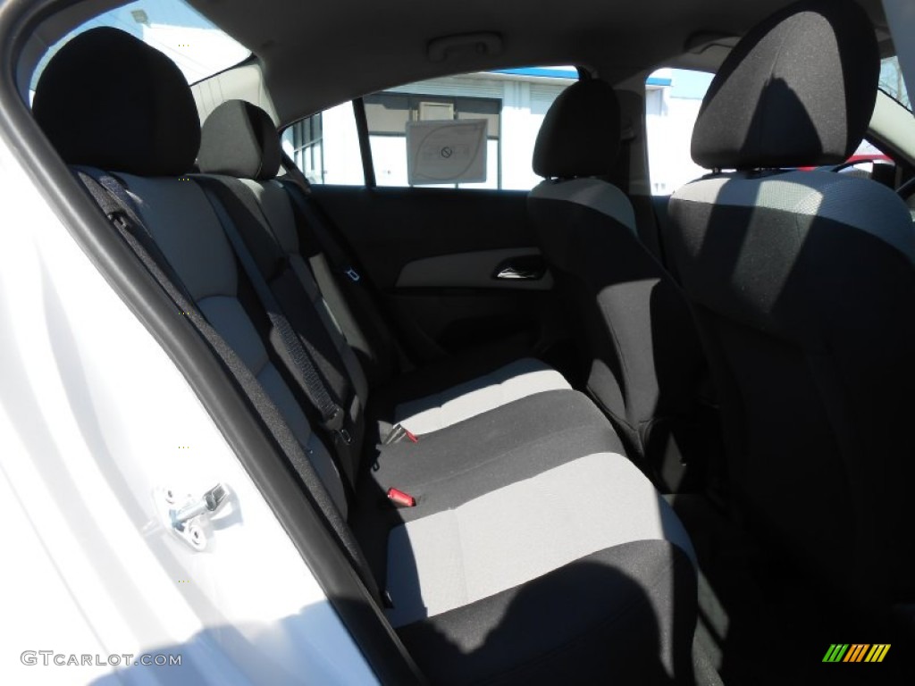 2013 Cruze LS - Summit White / Jet Black/Medium Titanium photo #8