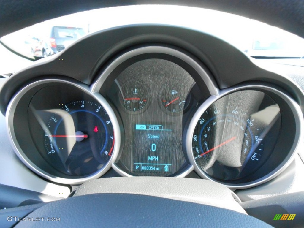 2013 Cruze LS - Summit White / Jet Black/Medium Titanium photo #15