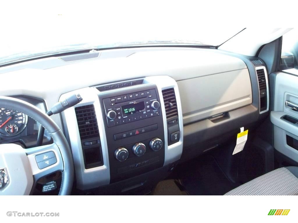 2009 Ram 1500 SLT Crew Cab - Mineral Gray Metallic / Dark Slate/Medium Graystone photo #8