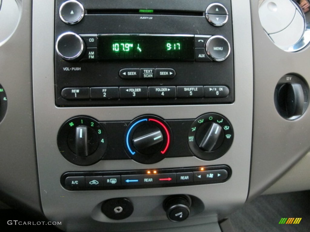 2008 Ford Expedition EL XLT 4x4 Controls Photo #77272589