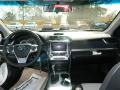Super White - Camry SE Photo No. 14