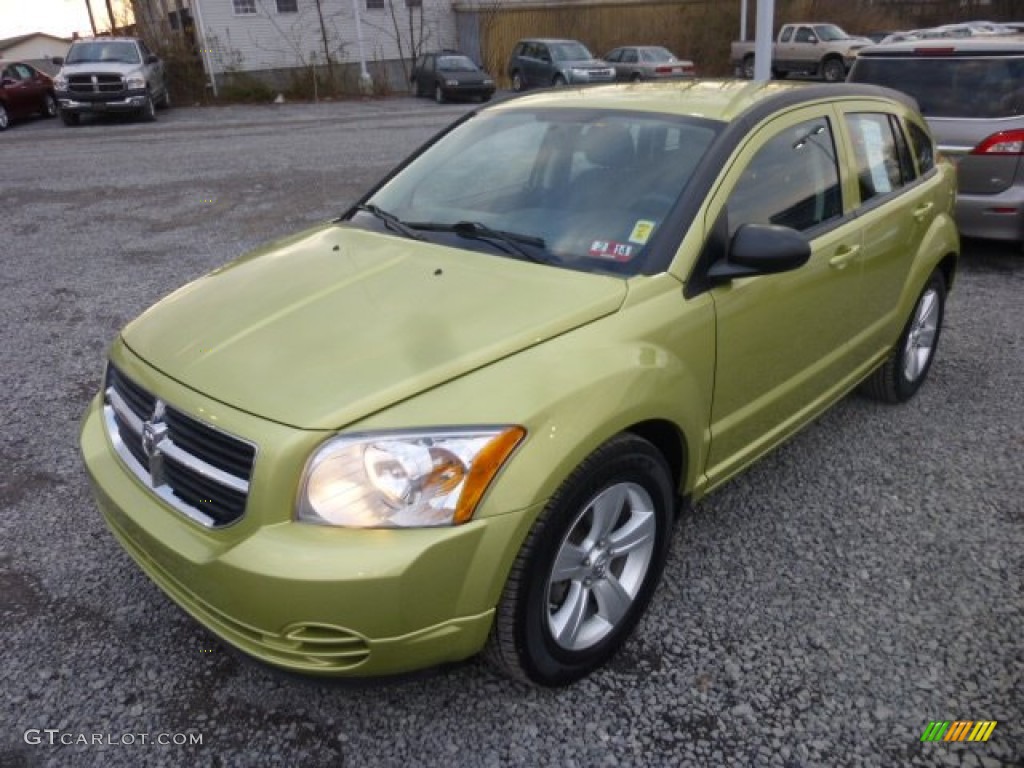 2010 Caliber SXT - Optic Green Metallic / Dark Slate Gray photo #3