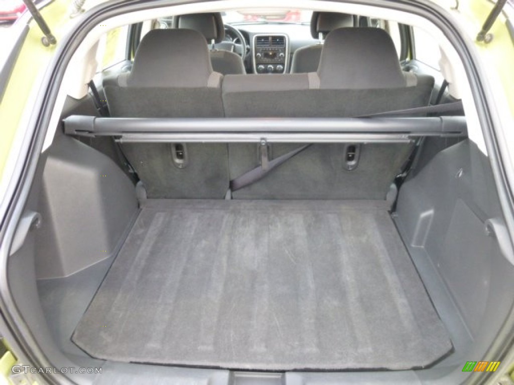 2010 Caliber SXT - Optic Green Metallic / Dark Slate Gray photo #6