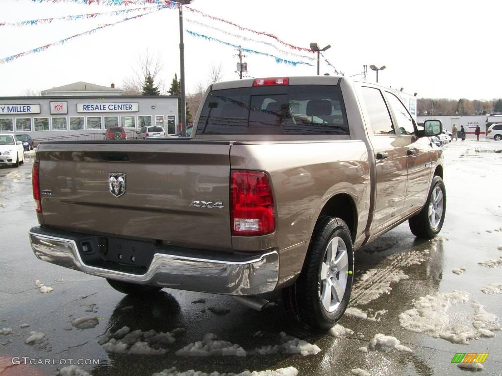 2009 Ram 1500 SLT Crew Cab 4x4 - Austin Tan Pearl / Dark Slate/Medium Graystone photo #5