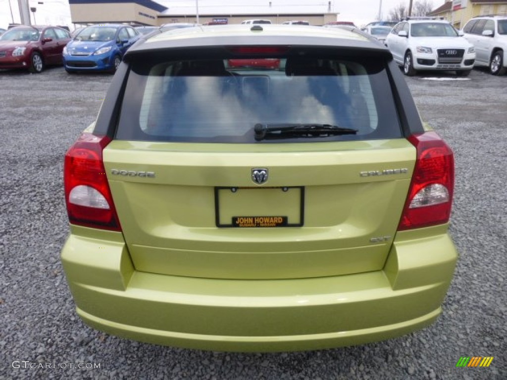 2010 Caliber SXT - Optic Green Metallic / Dark Slate Gray photo #10