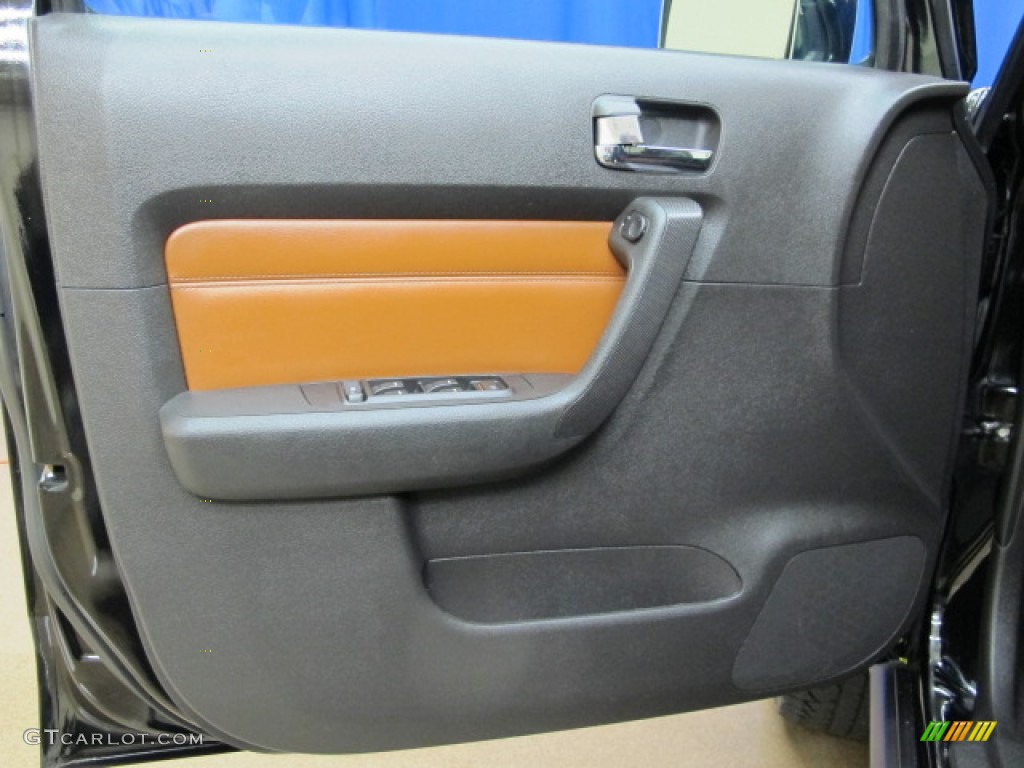 2006 Hummer H3 Standard H3 Model Ebony Black/Morroco Brown Door Panel Photo #77274473