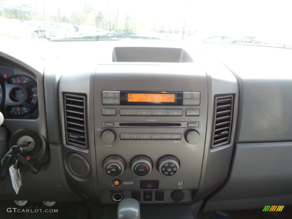 2005 Titan SE King Cab - Copper / Steel photo #13