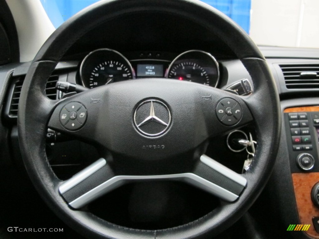 2009 Mercedes-Benz R 350 4Matic Steering Wheel Photos