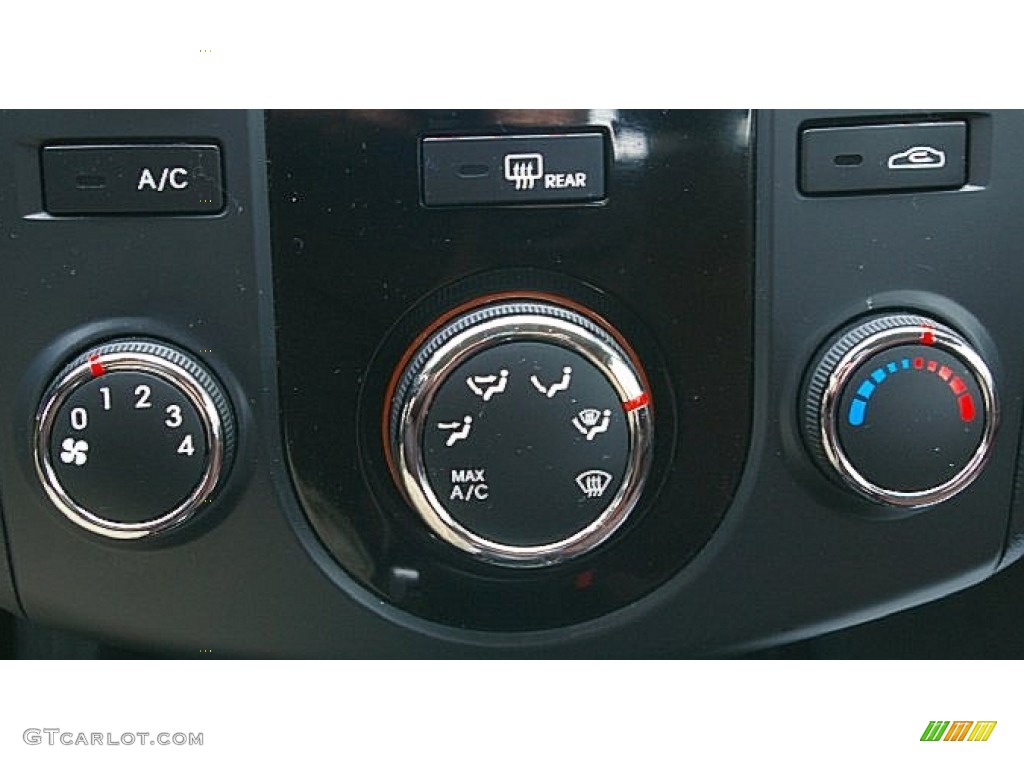 2011 Kia Forte EX Controls Photo #77277173