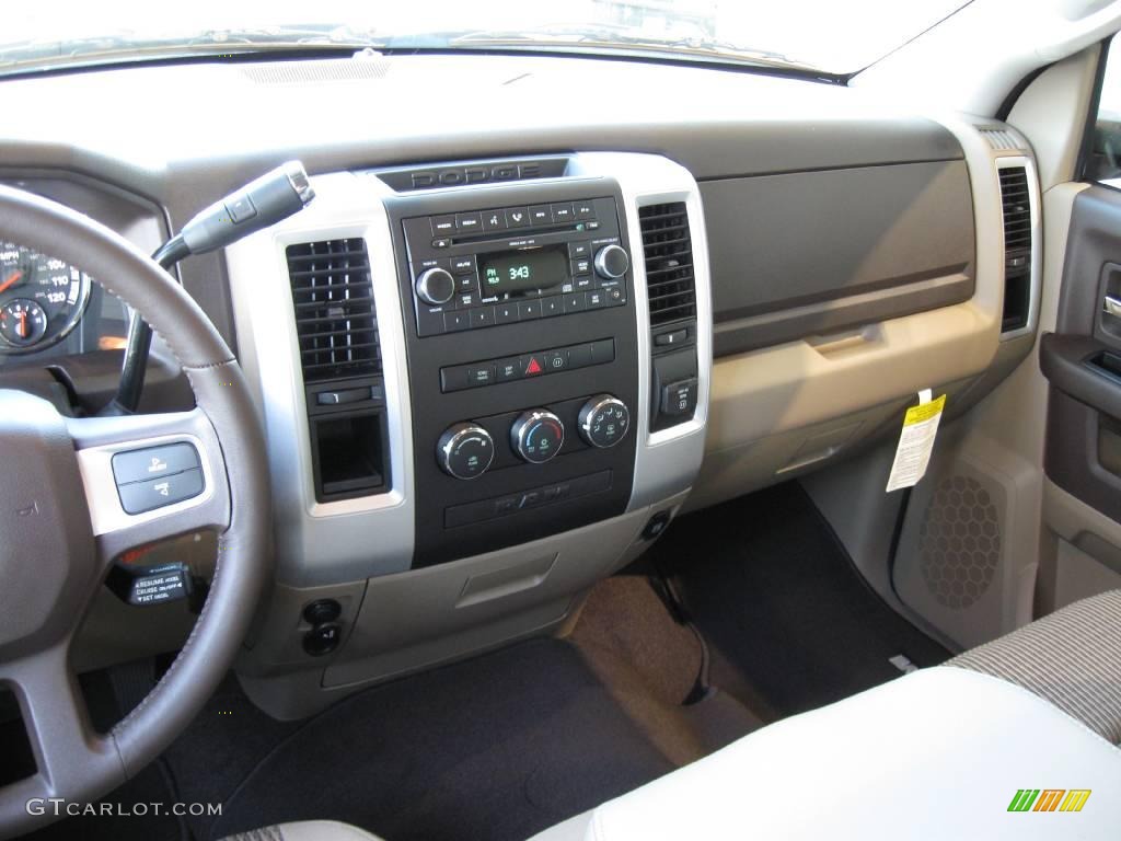 2009 Ram 1500 Big Horn Edition Crew Cab - Inferno Red Crystal Pearl / Light Pebble Beige/Bark Brown photo #8