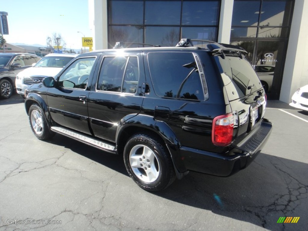 2002 QX4 4x4 - Black Obsidian / Stone Beige photo #4