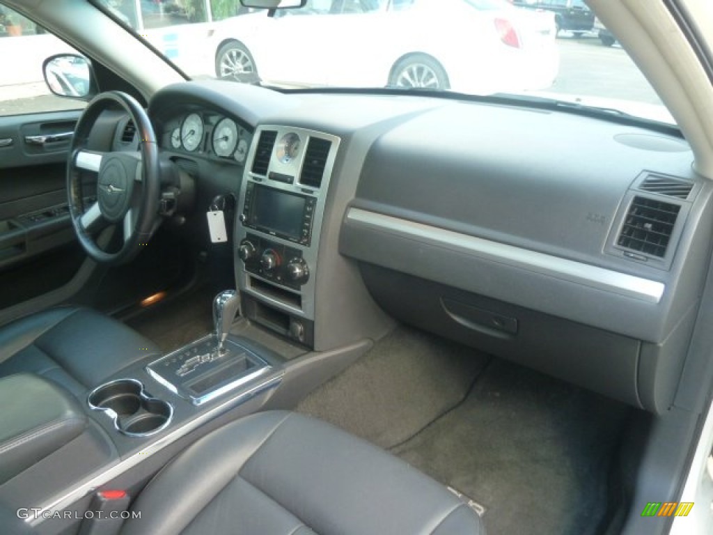 2008 Chrysler 300 Touring DUB Edition Dark Slate Gray Dashboard Photo #77285231