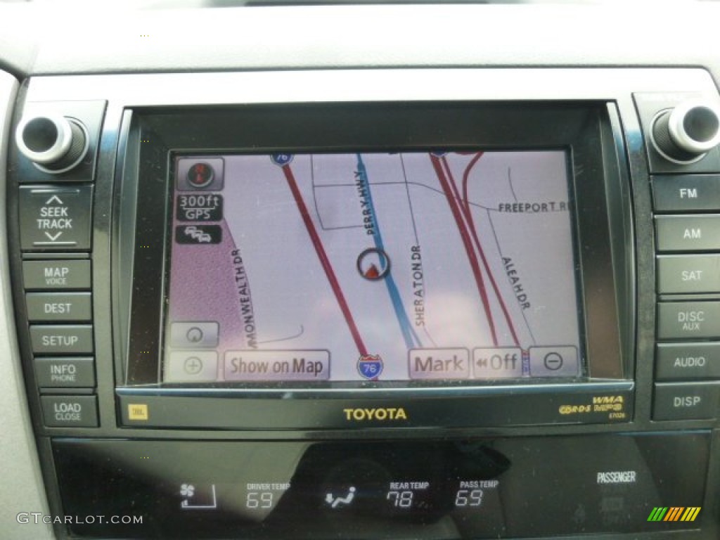 2011 Toyota Sequoia Platinum 4WD Navigation Photo #77286118