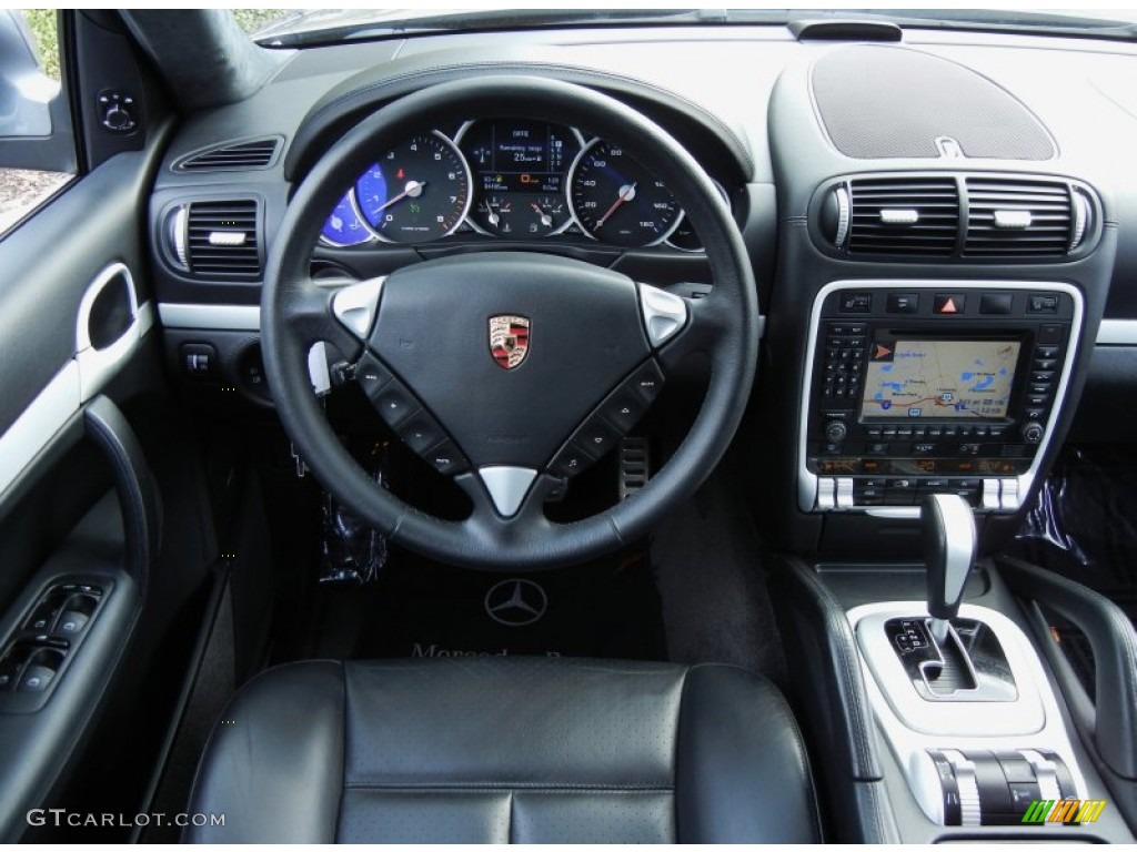 2005 Porsche Cayenne Turbo Dashboard Photos