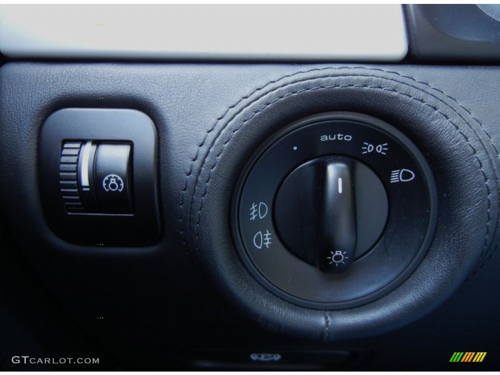2005 Porsche Cayenne Turbo Controls Photo #77287381
