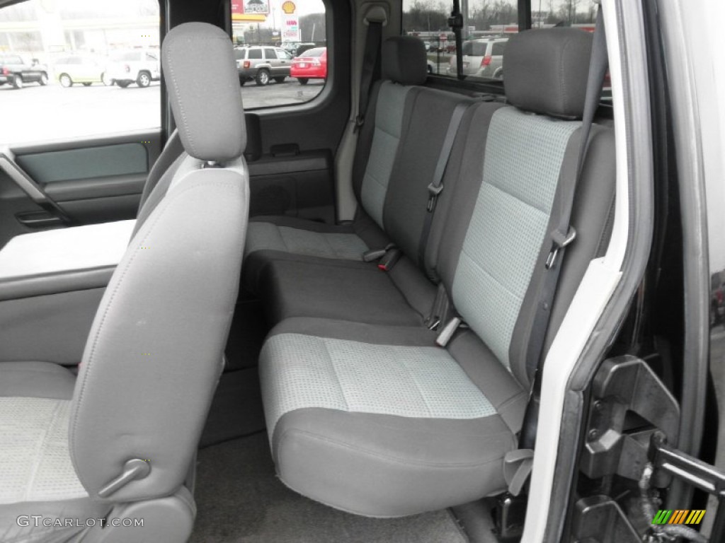 2004 Nissan Titan SE King Cab 4x4 Interior Color Photos
