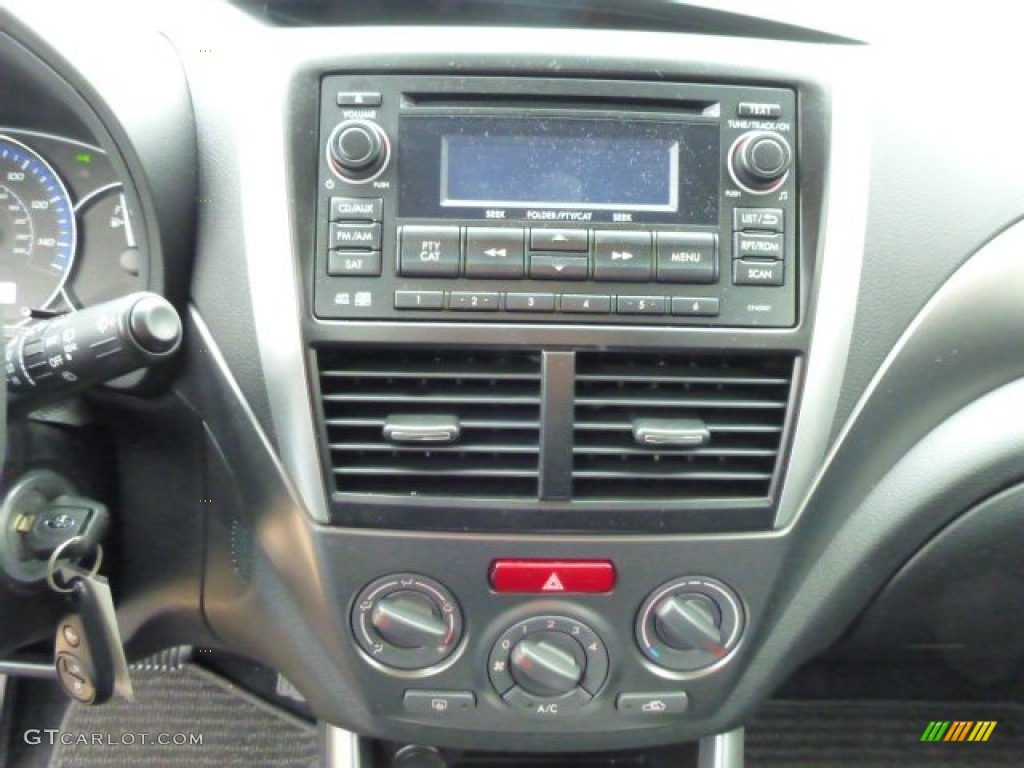 2013 Subaru Forester 2.5 X Controls Photo #77288224