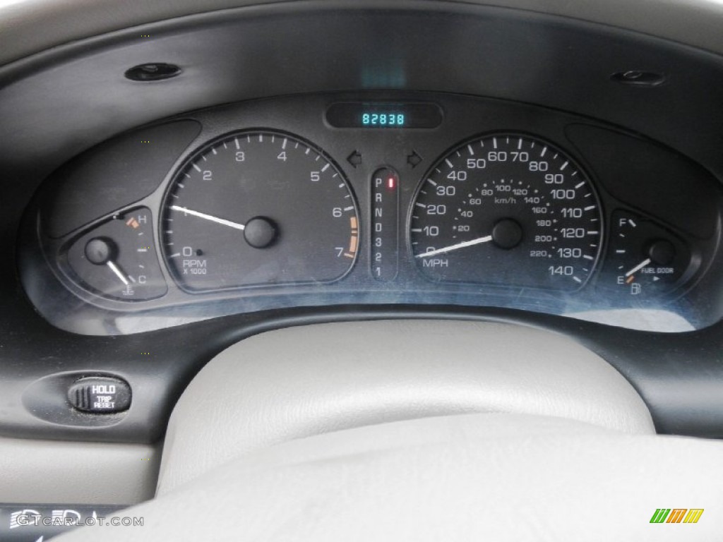2003 Alero GL Sedan - Sandstone Metallic / Neutral photo #13