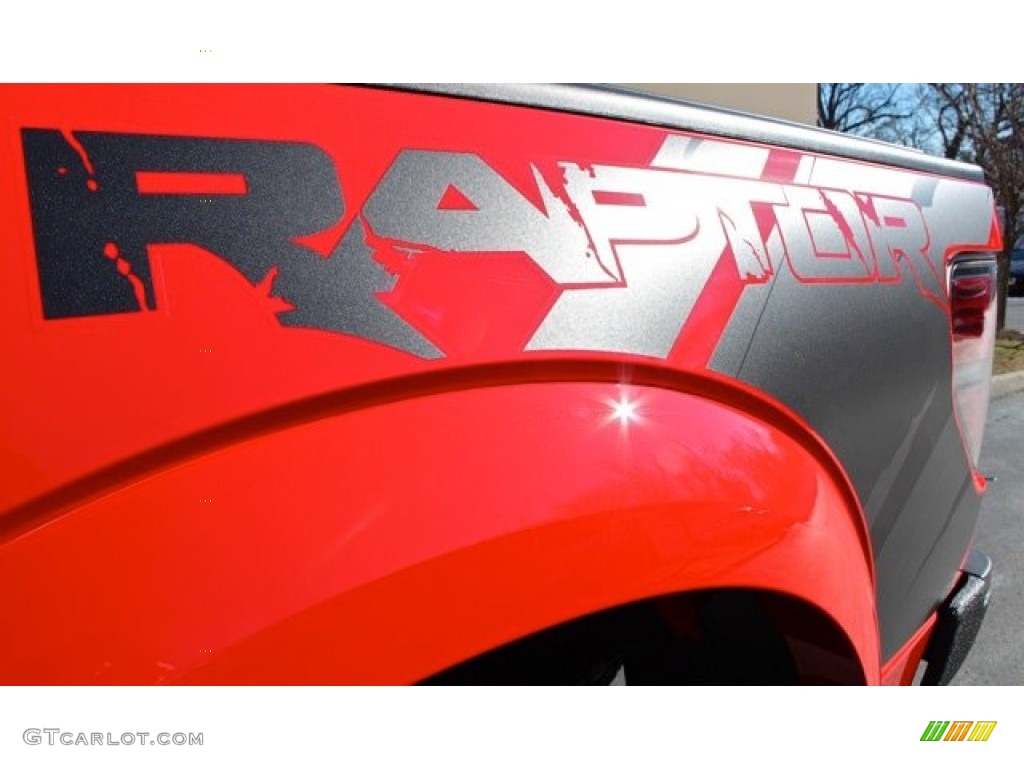 2012 F150 SVT Raptor SuperCrew 4x4 - Race Red / Raptor Black Leather/Cloth photo #32
