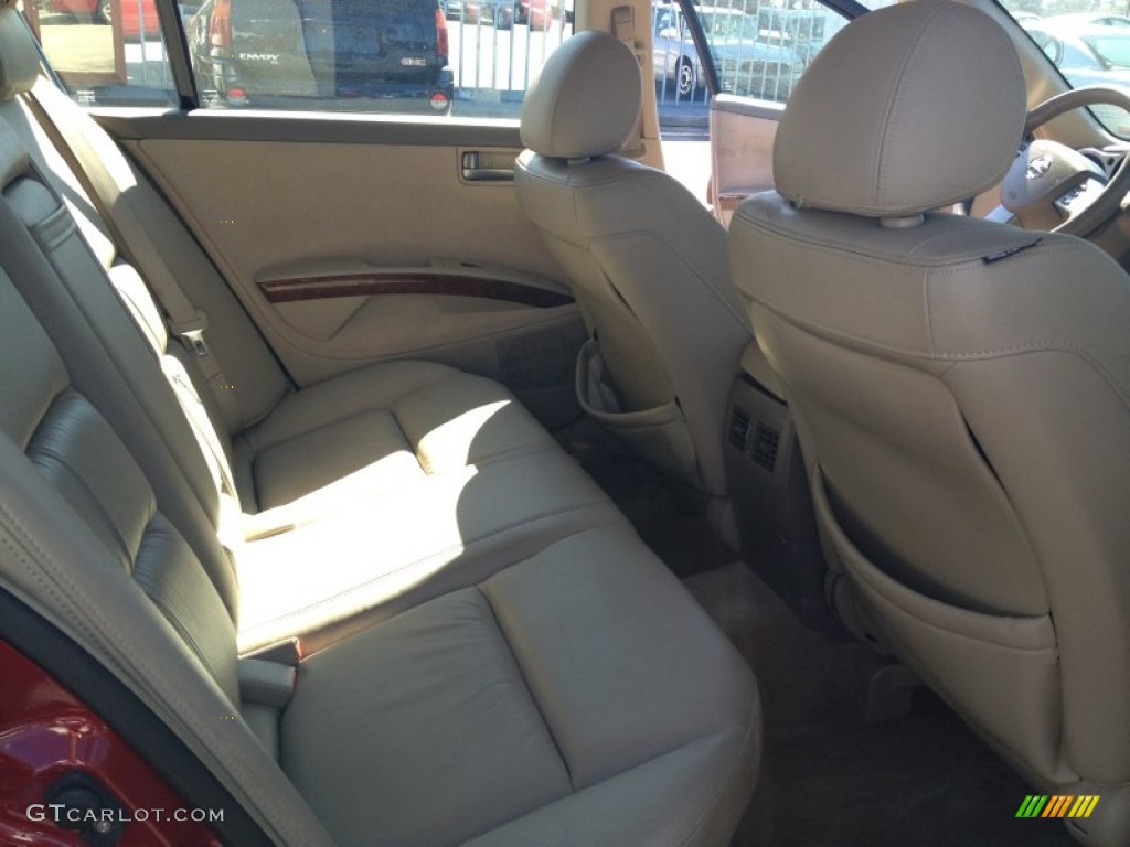 2004 Maxima 3.5 SL - Red Opulence / Cafe Latte photo #19