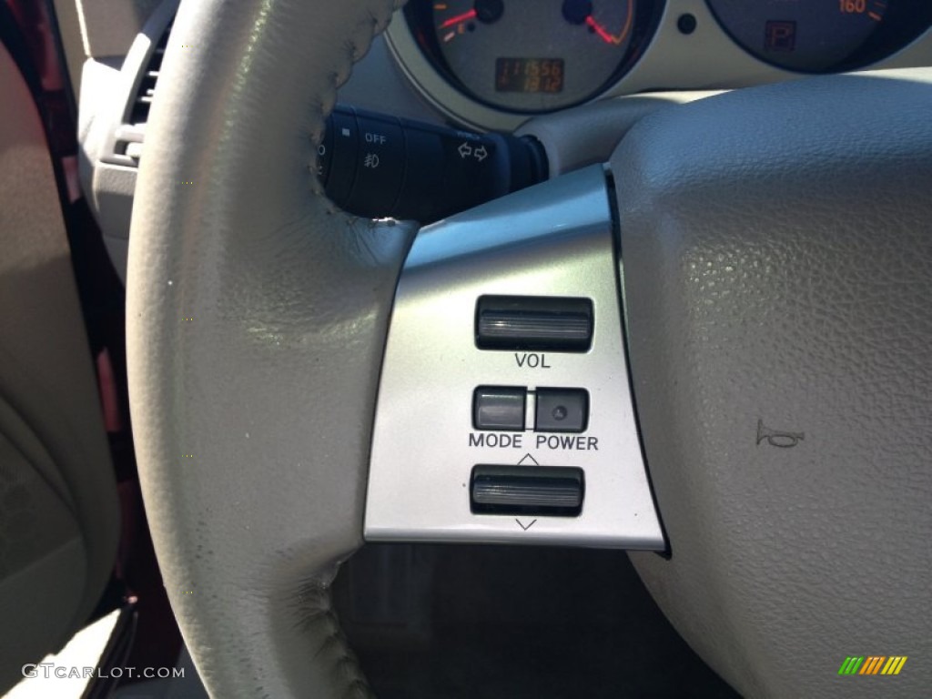 2004 Maxima 3.5 SL - Red Opulence / Cafe Latte photo #32