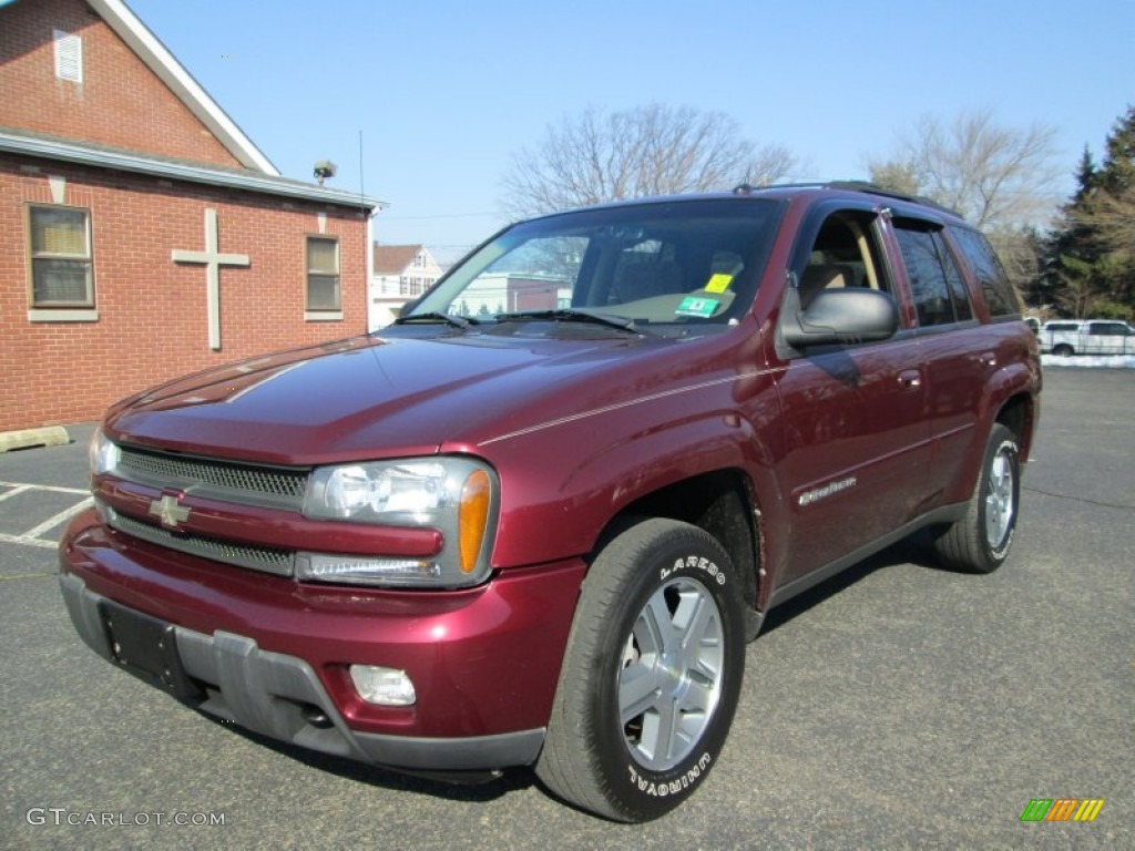 2004 TrailBlazer LT 4x4 - Majestic Red Metallic / Light Cashmere photo #2