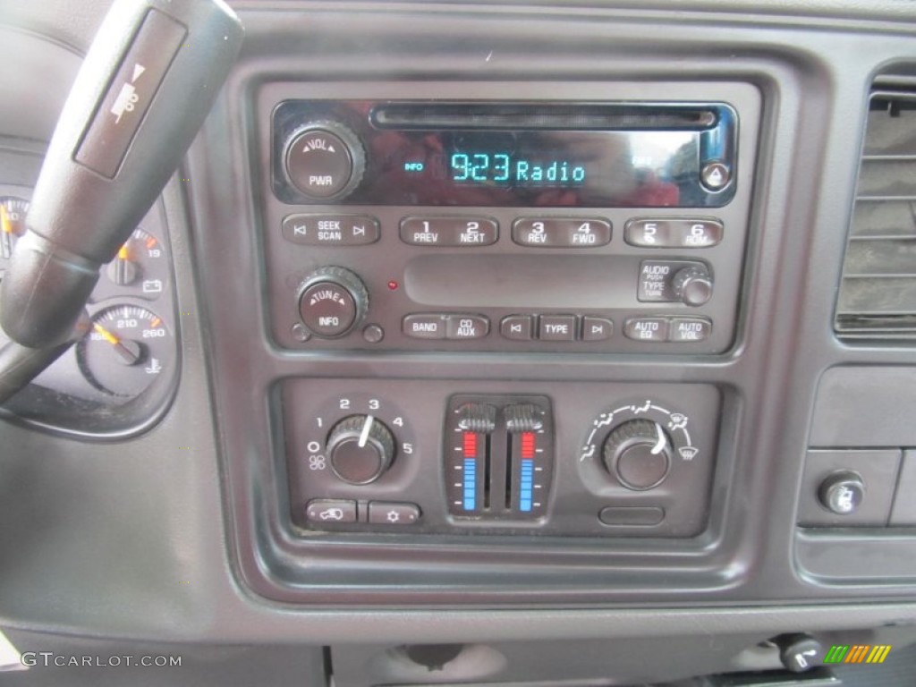 2005 Sierra 3500 Regular Cab 4x4 - Summit White / Dark Pewter photo #17