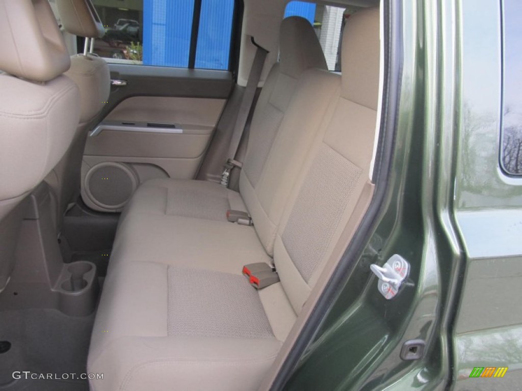 2008 Jeep Patriot Sport 4x4 Rear Seat Photo #77290470