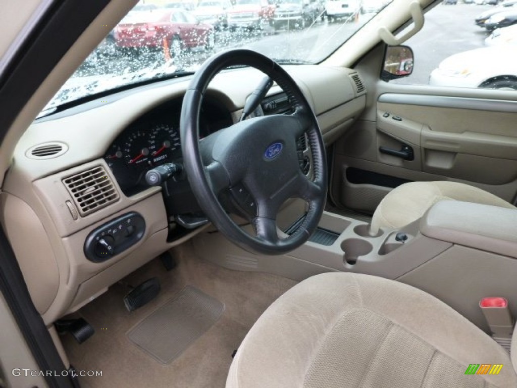 Medium Parchment Interior 2004 Ford Explorer XLT 4x4 Photo #77291097