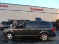 Dark Charcoal Pearl - Grand Caravan SXT Photo No. 3