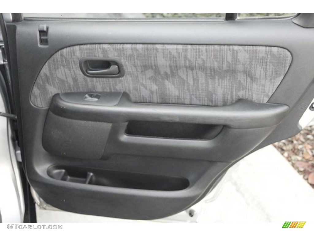 2002 CR-V LX - Satin Silver Metallic / Black photo #28