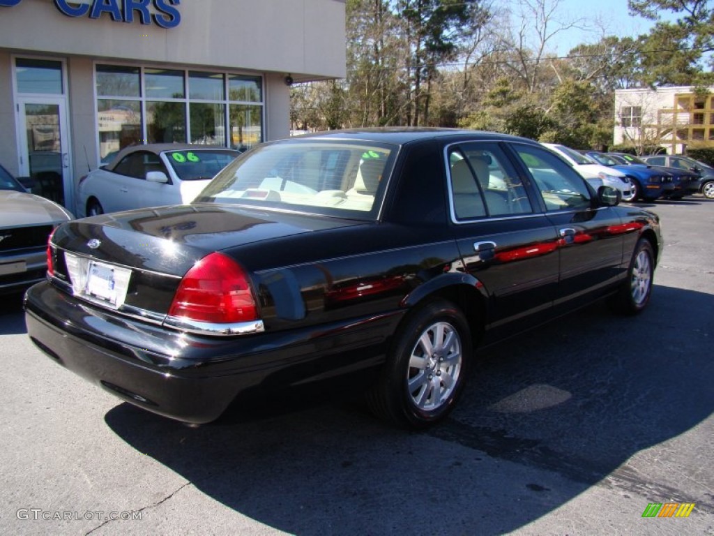 2006 Crown Victoria LX - Black / Charcoal Black photo #8