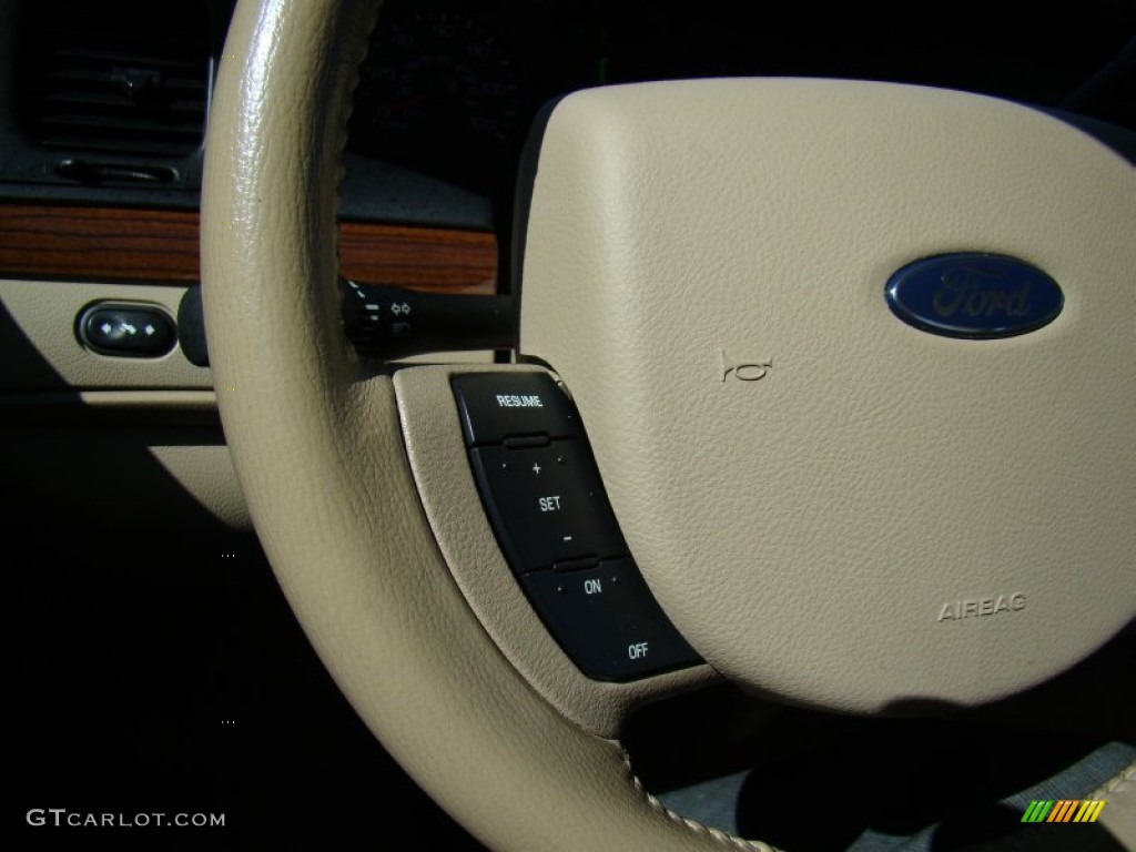 2006 Crown Victoria LX - Black / Charcoal Black photo #18