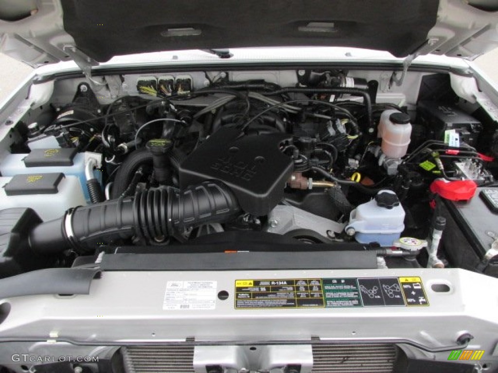 2011 Ford Ranger Sport SuperCab 4x4 Engine Photos
