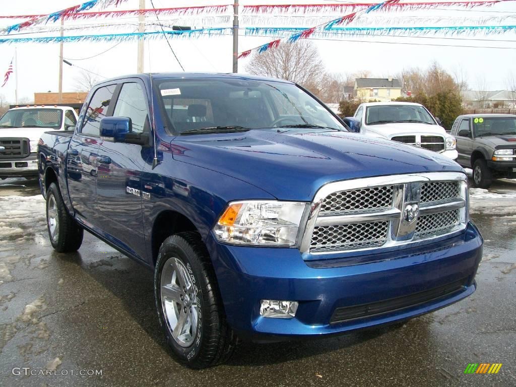 2009 Ram 1500 Sport Crew Cab 4x4 - Deep Water Blue Pearl / Dark Slate Gray photo #8