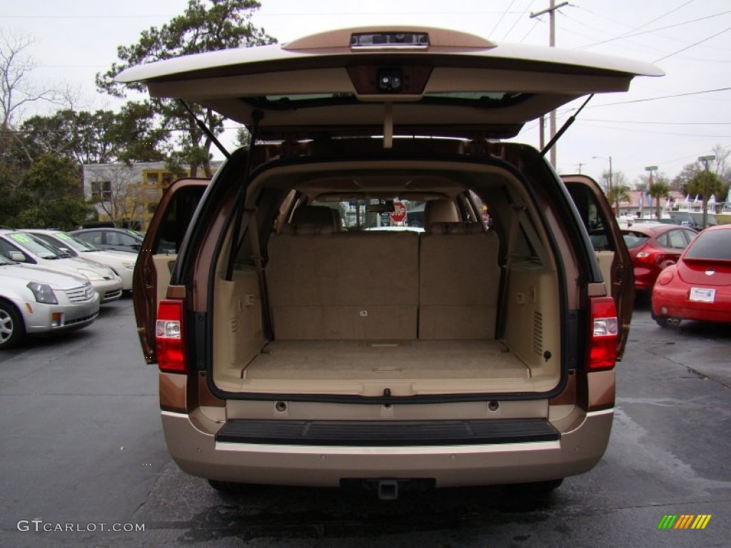 2011 Expedition EL XLT - Golden Bronze Metallic / Camel photo #11