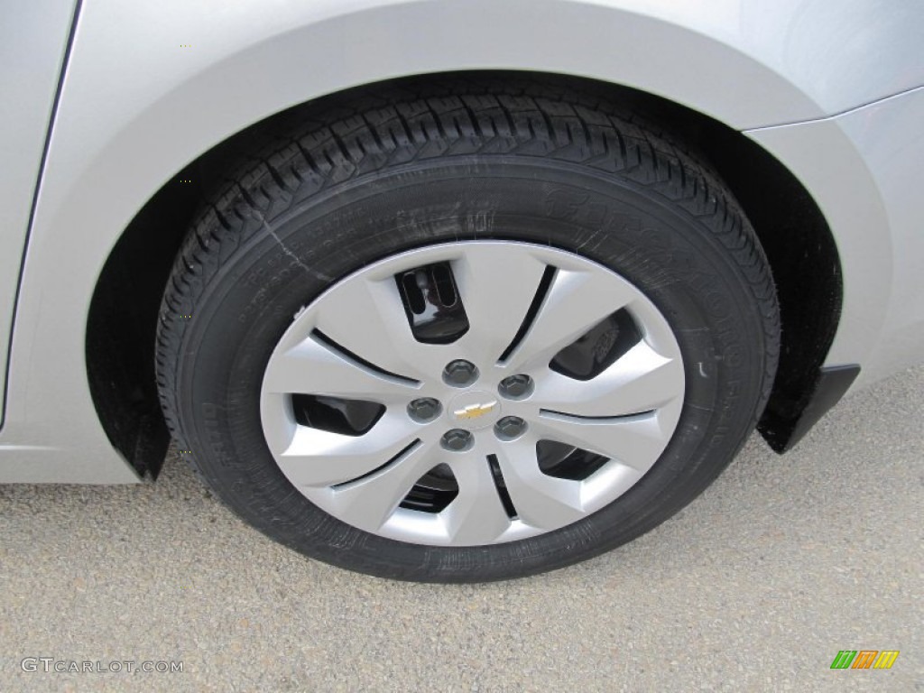 2013 Chevrolet Cruze LS Wheel Photo #77299051