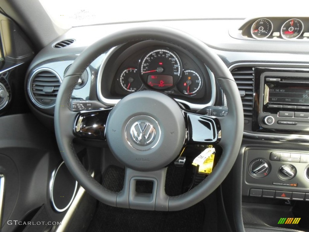 2013 Volkswagen Beetle Turbo Black/Blue Steering Wheel Photo #77299971